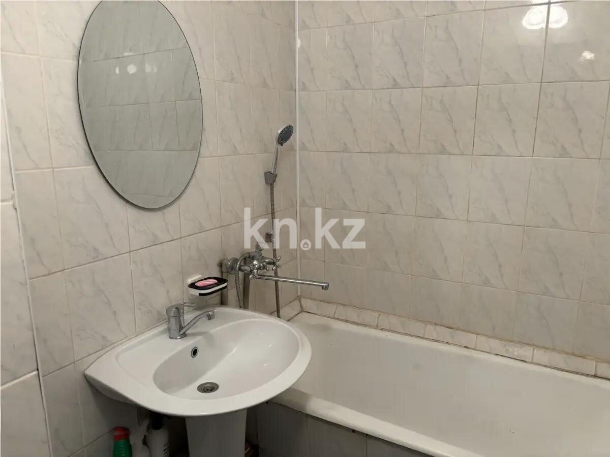 Продажа 3-комнатной квартиры, 65.4 м² в Алматы - фото 5
