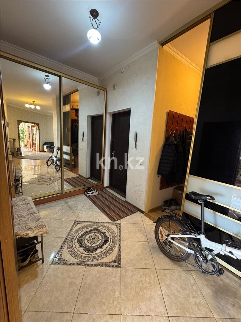 Продажа 4-комнатной квартиры, 178.3 м² в Астане - фото 24
