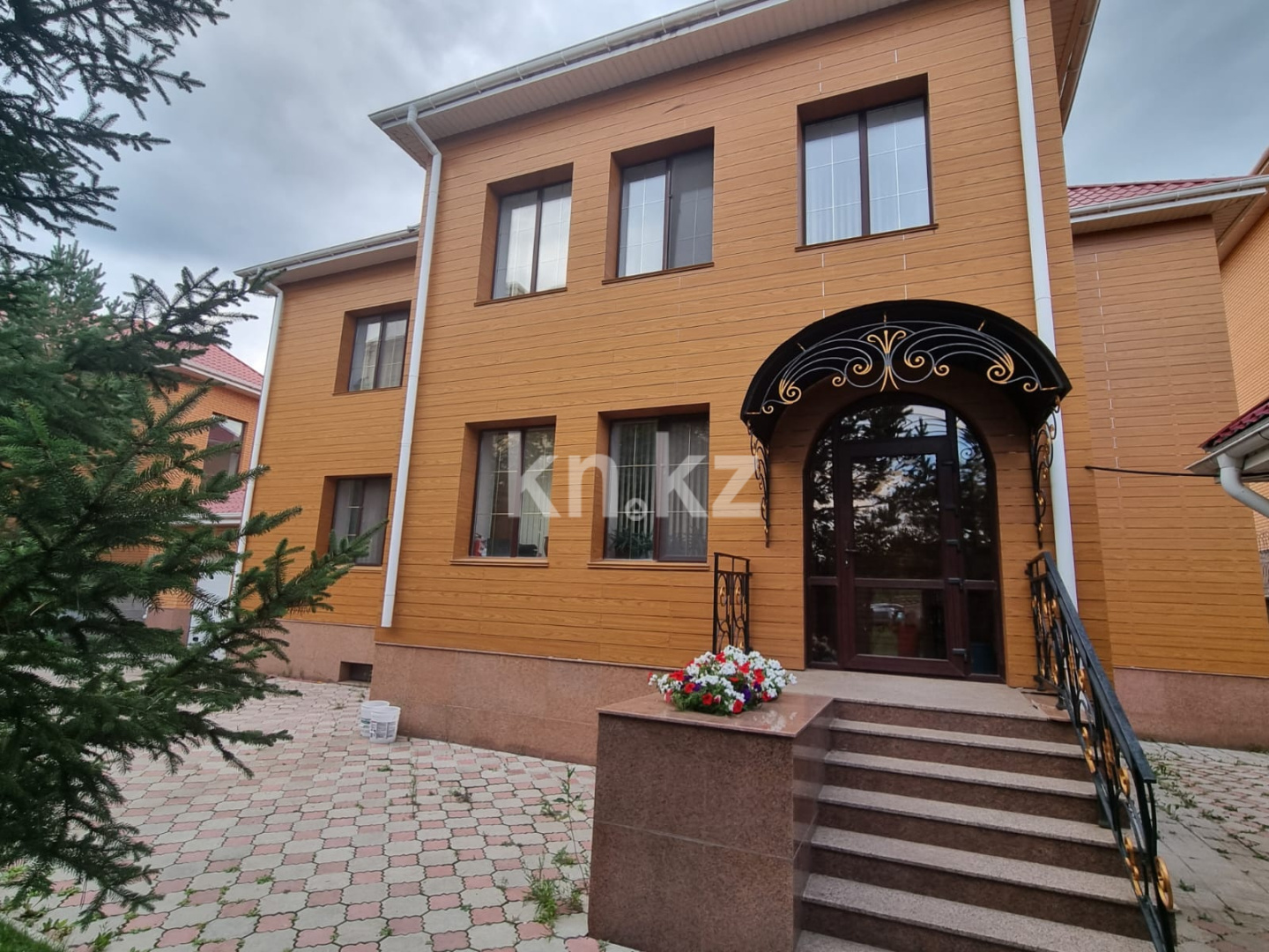 Продажа 7-комнатного дома, 450 м², Комсомольский в Астане - фото 11