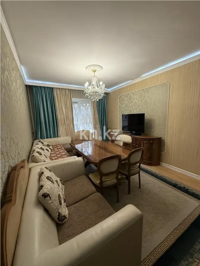 Продажа 4-комнатной квартиры, 94.9 м², мкр-н Аксай-4, дом  30 в Алматы