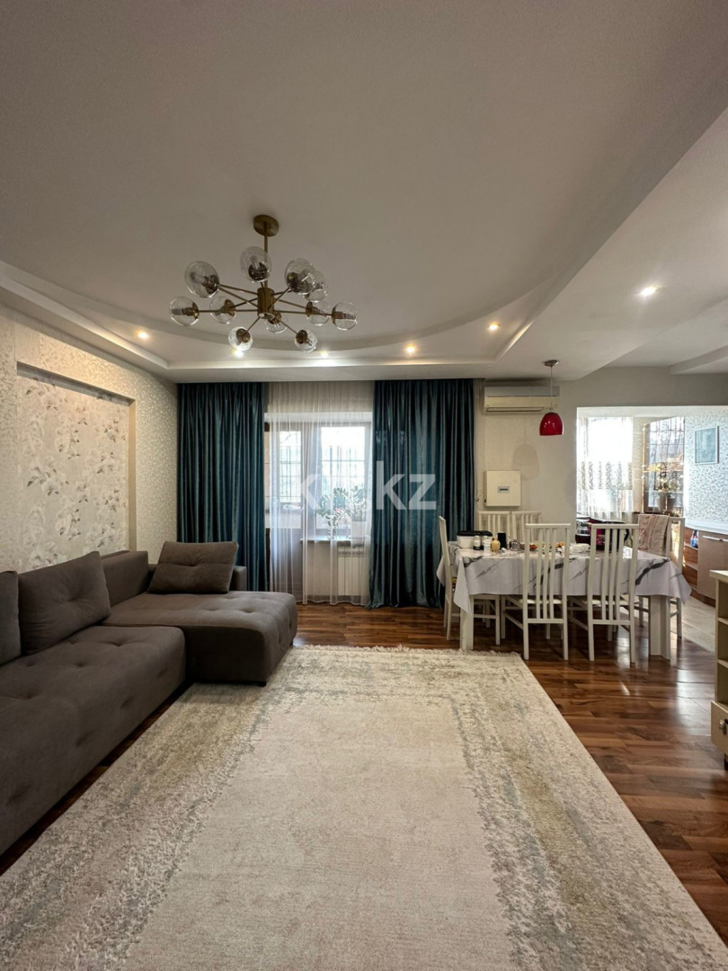 Продажа 4-комнатной квартиры, 97 м², ул. Желтоксан в Алматы - фото 13