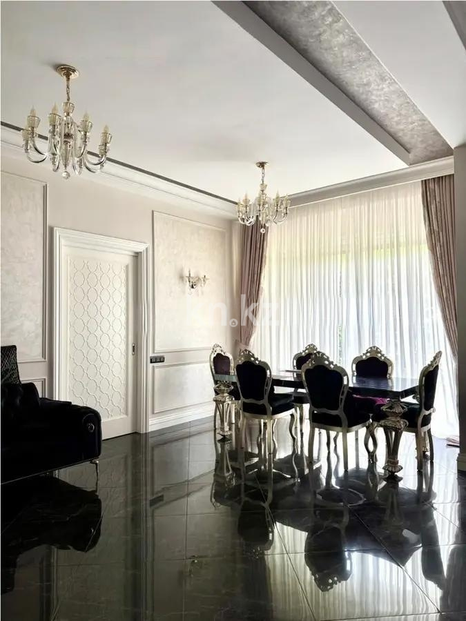 Продажа 4-комнатной квартиры, 180 м² в Алматы