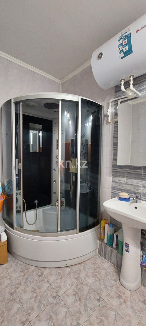 Продажа 3-комнатной квартиры, 66 м², ул. Чкалова, дом  5 в Караганде - фото 14