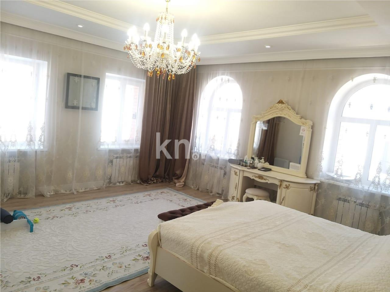 Продажа 5-комнатного дома, 520 м², ул. Муканова в Караганде - фото 18