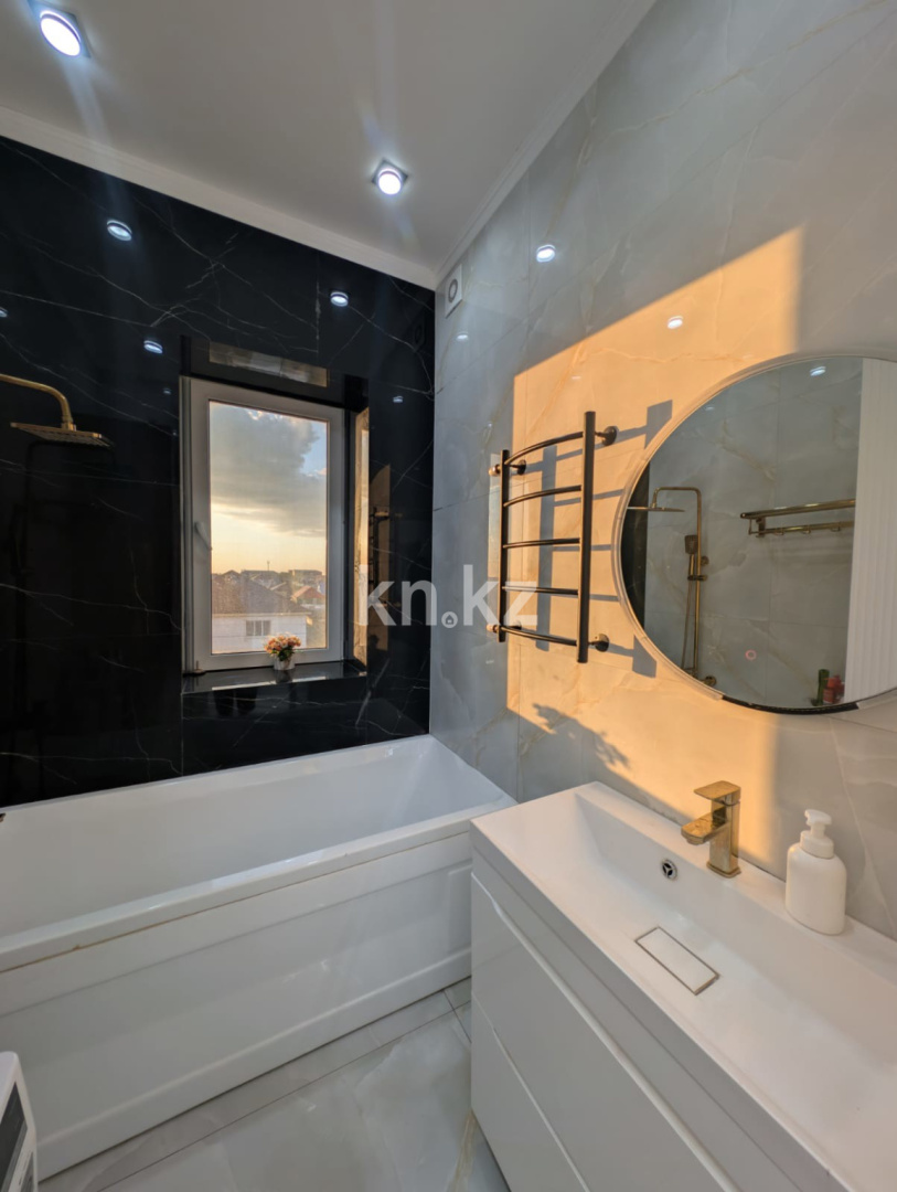 Продажа 4-комнатной квартиры, 115 м² в Уральске - фото 23