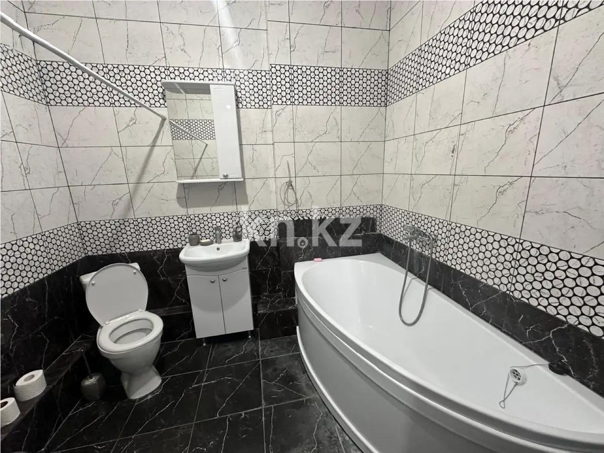 Продажа 2-комнатной квартиры, 52 м², ул. Сыганак, дом  17Б в Астане - фото 3