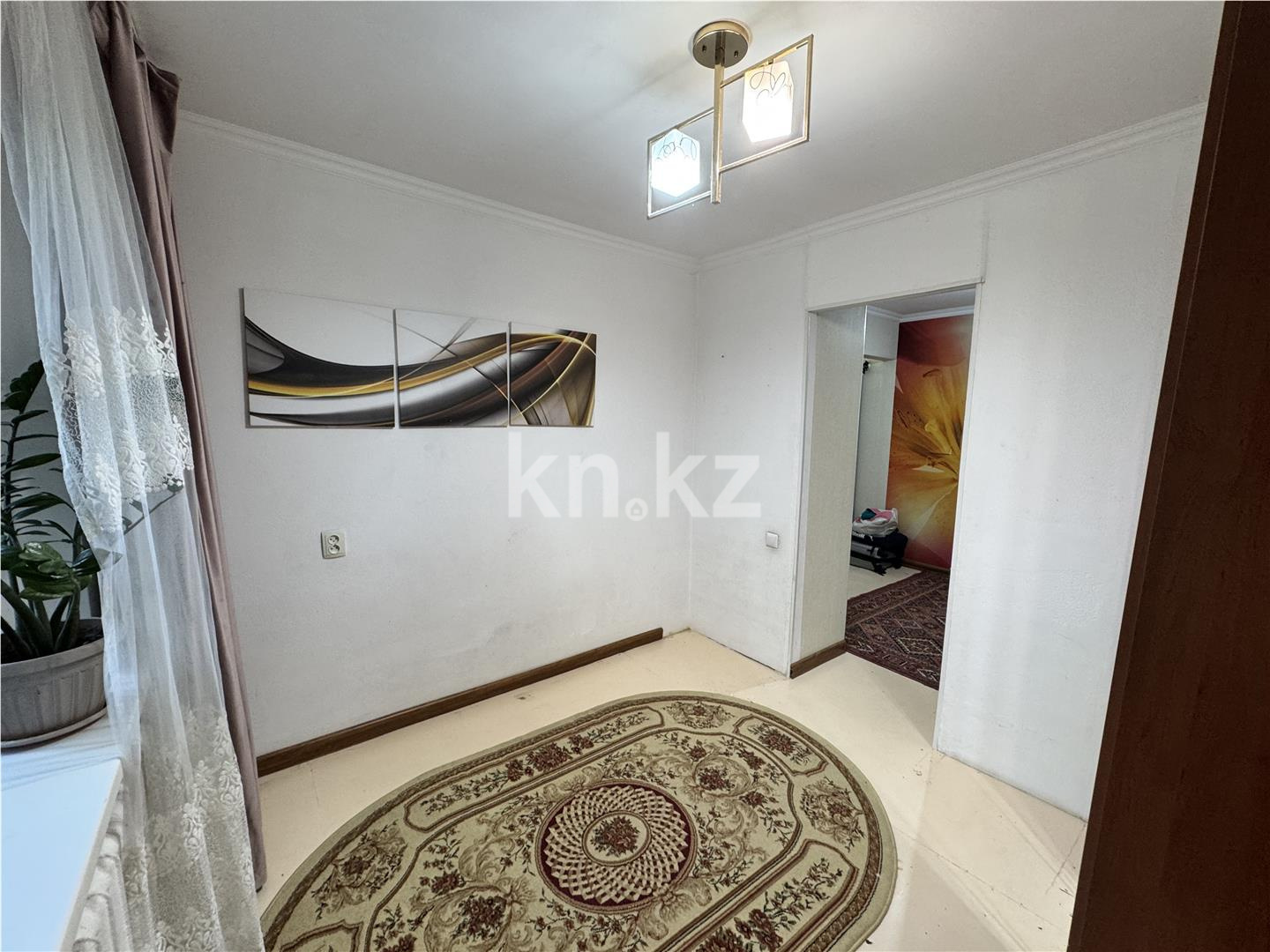 Продажа 2-комнатной квартиры, 30 м², пр. Строителей в Караганде - фото 3