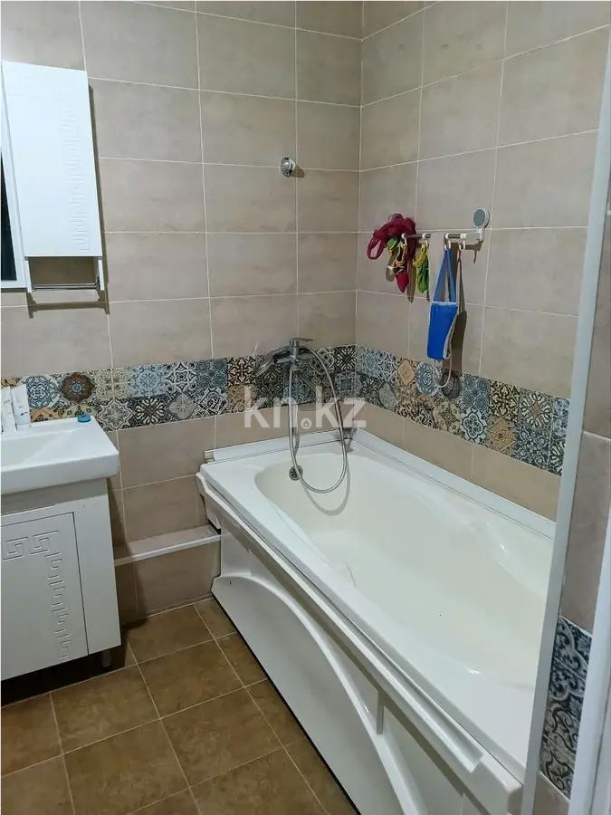 Продажа 3-комнатной квартиры, 63 м², ул. Муратбаева, дом  14 в Алматы - фото 6