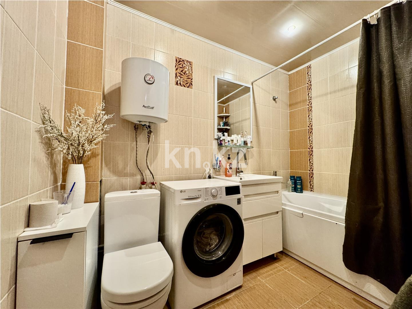 Продажа 3-комнатной квартиры, 65 м², ул. Крылова, дом  38 в Караганде - фото 8