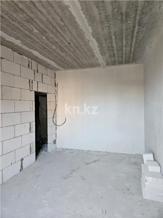 Продажа 2-комнатной квартиры, 55 м², 067 учетный квартал, дом  участок 502 в Караганде - фото 2