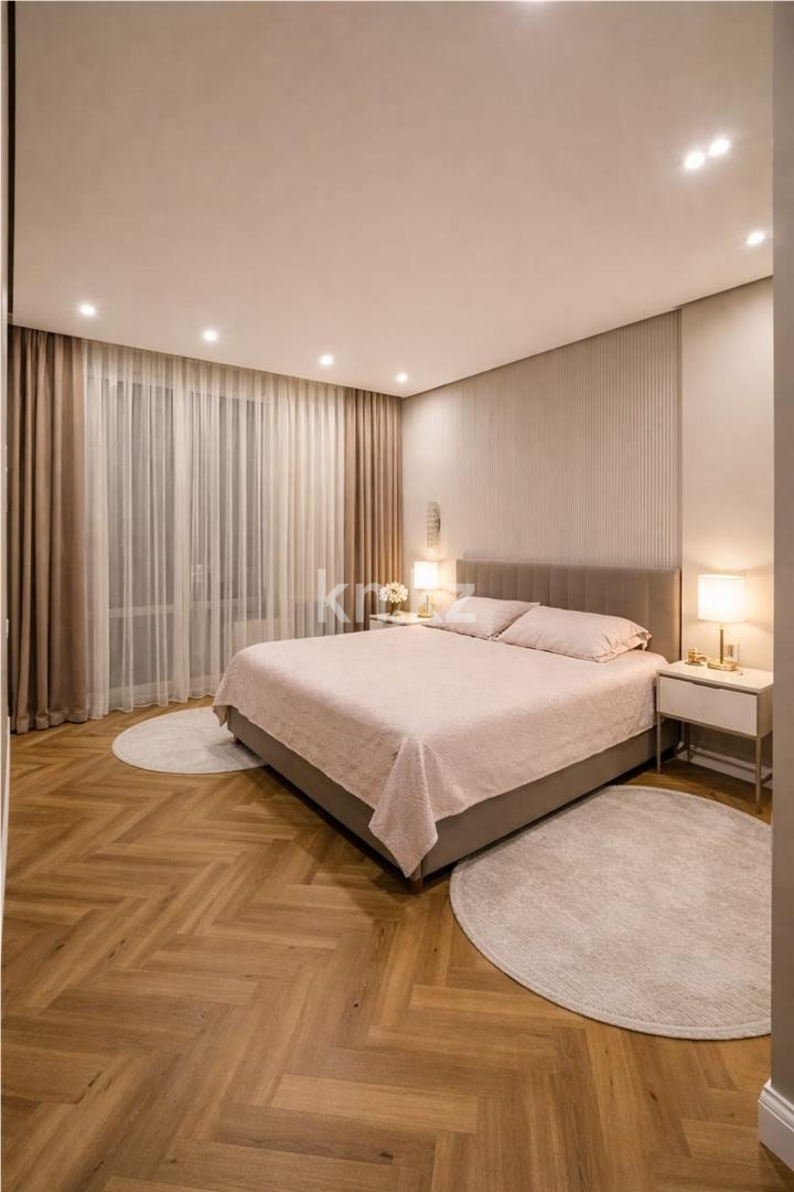 Продажа 4-комнатной квартиры, 135 м² в Астане - фото 2