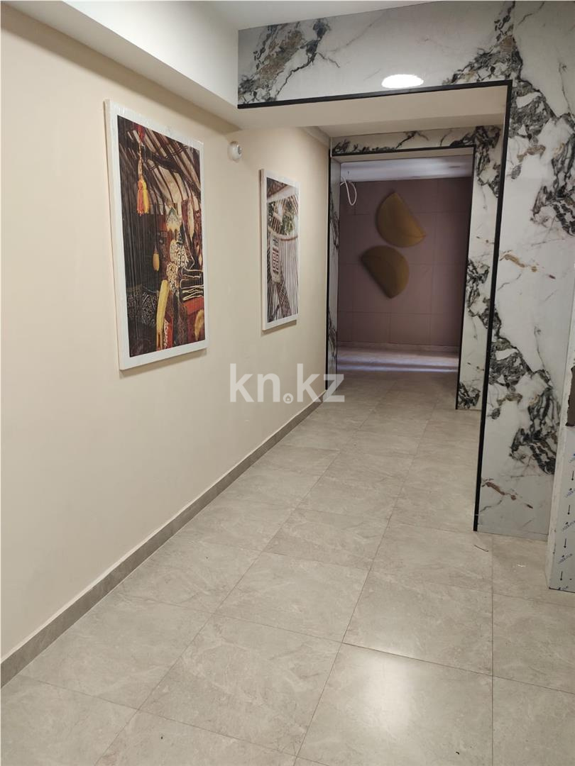 Продажа 3-комнатной квартиры, 82 м², 067 учетный квартал, дом  ст502 в Караганде - фото 13