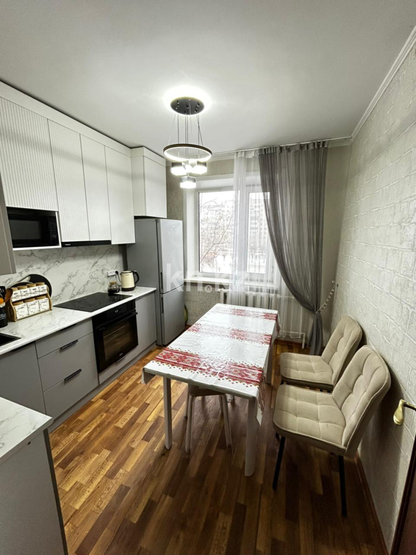Продажа 2-комнатной квартиры, 54 м², мкр. Степной-2, дом  4/4 в Караганде - фото 6