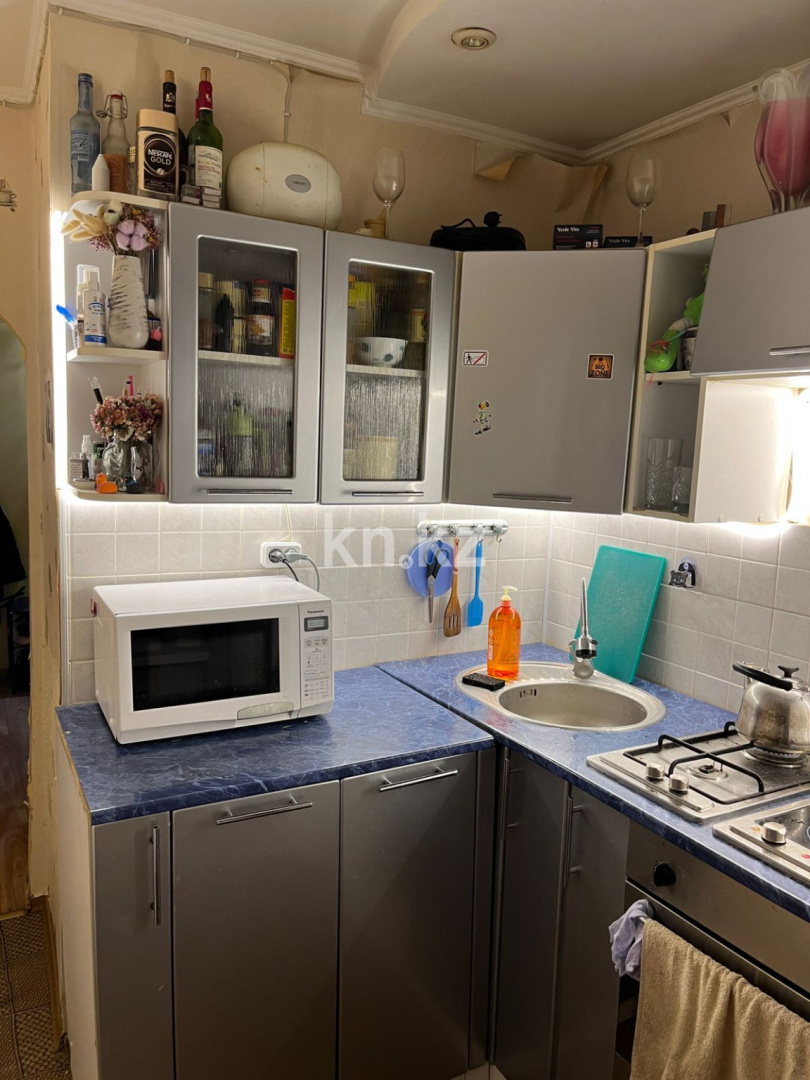 Продажа 1-комнатной квартиры, 32 м², пр. Республики, дом  6 в Караганде - фото 4