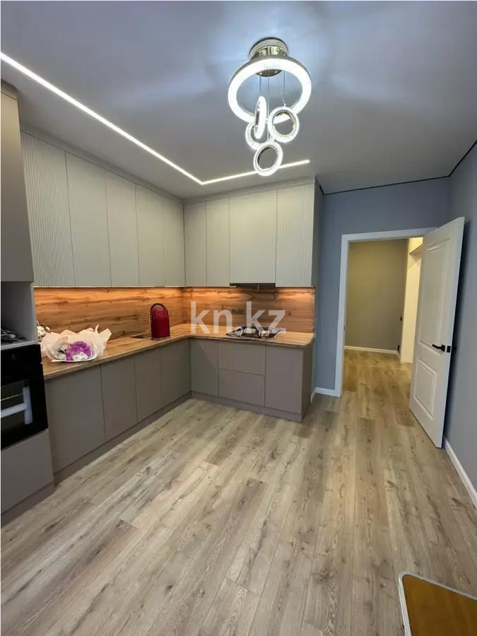 Продажа 3-комнатной квартиры, 90 м², ул. Анет баба, дом  6 в Астане - фото 3