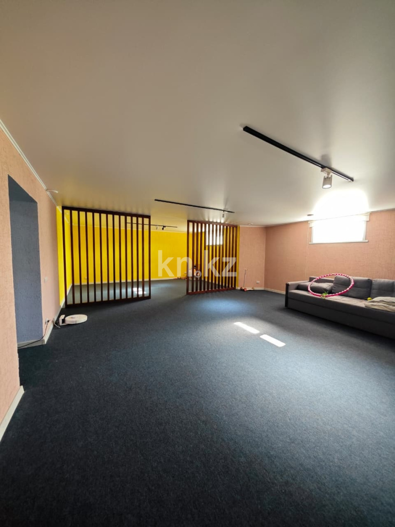 Продажа 7-комнатного дома, 450 м² в Караганде - фото 30