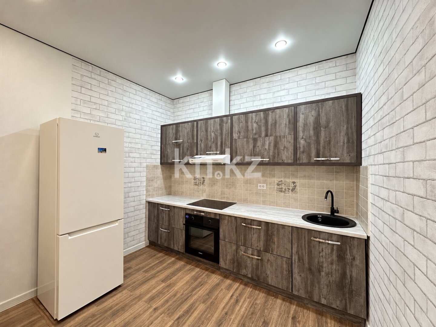 Продажа 2-комнатной квартиры, 55.5 м² в Караганде - фото 8