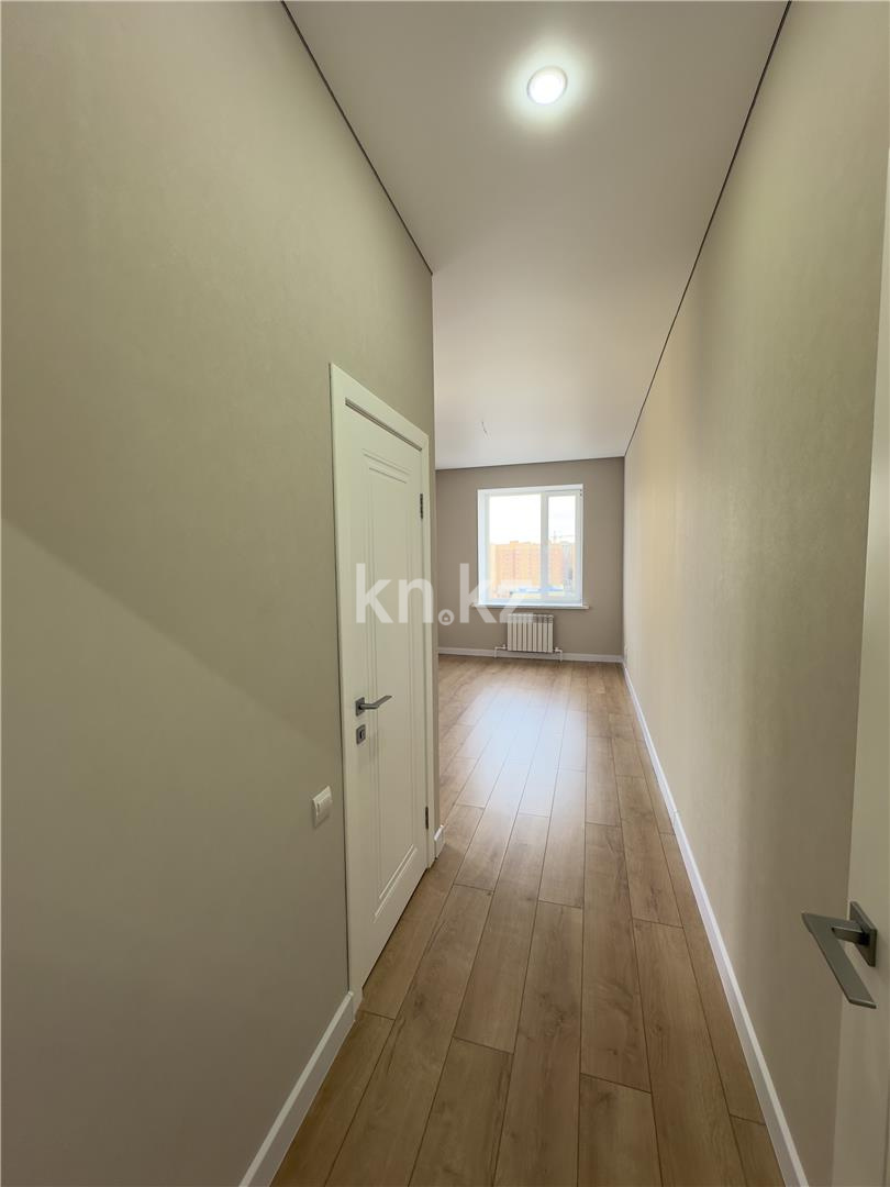 Продажа 3-комнатной квартиры, 97 м², пр. Шахтеров, дом  68 в Караганде - фото 16