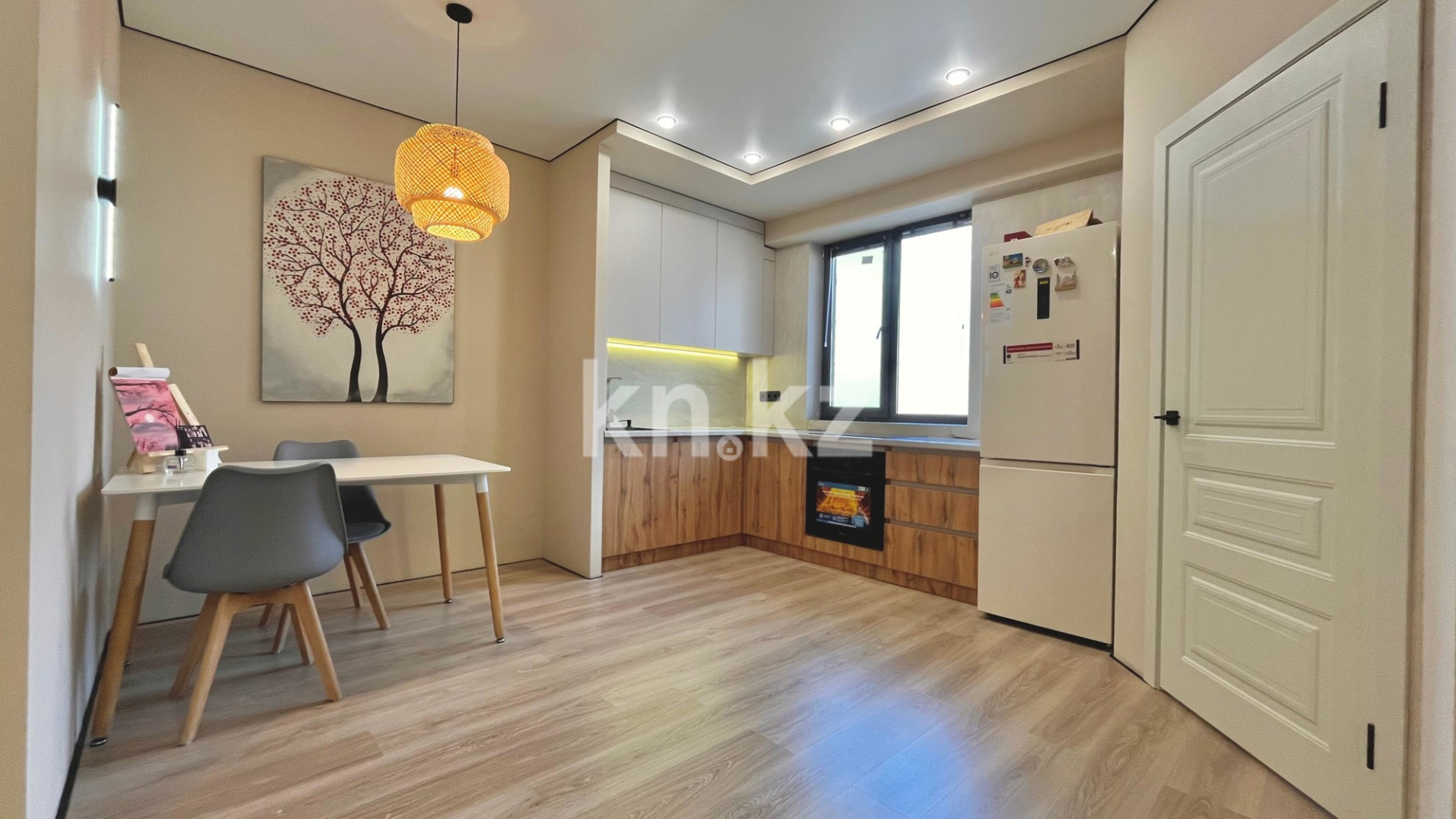 Продажа 2-комнатной квартиры, 45.7 м² в Алматы - фото 4