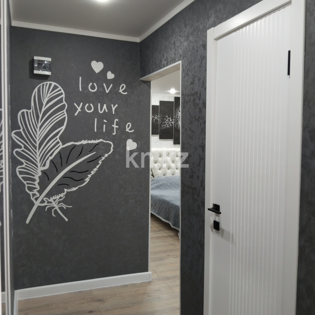 Аренда 1-комнатной квартиры посуточно, 32 м², Джамбула, дом  58 в Сарани - фото 7