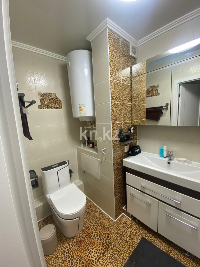 Продажа 3-комнатной квартиры, 65.8 м² в Караганде - фото 12