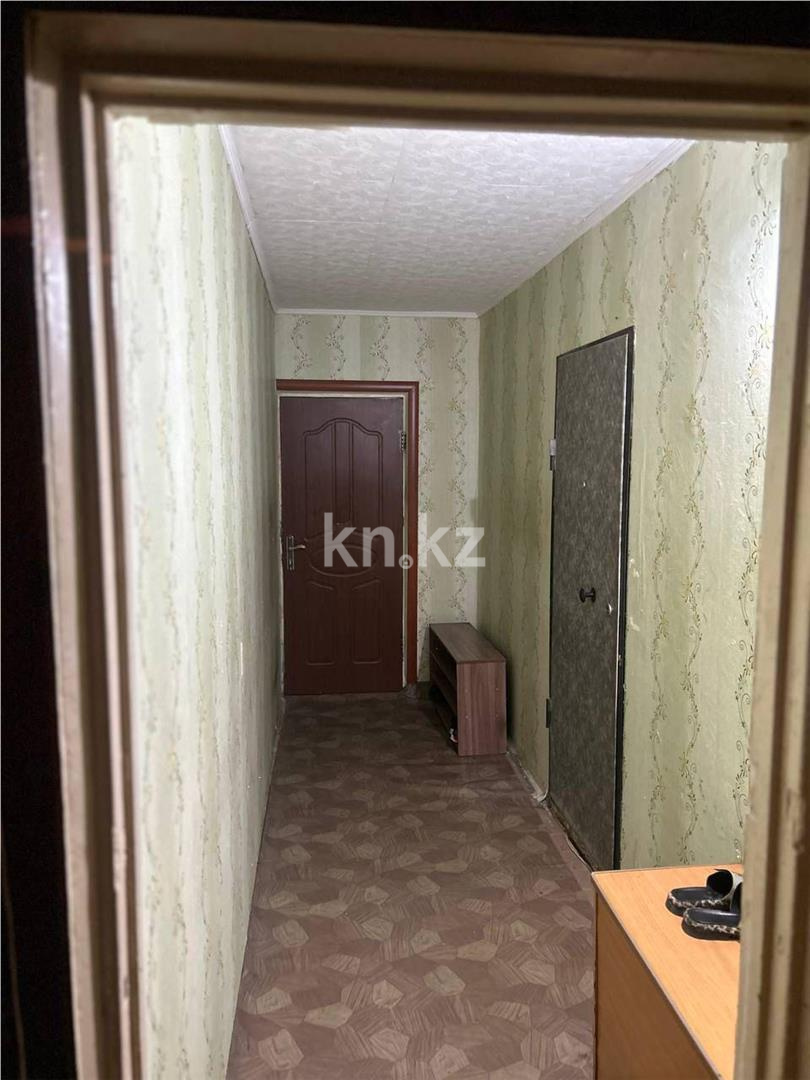 Продажа 3-комнатной квартиры, 63 м², мкр-н Степной-4, дом  13 в Караганде - фото 9
