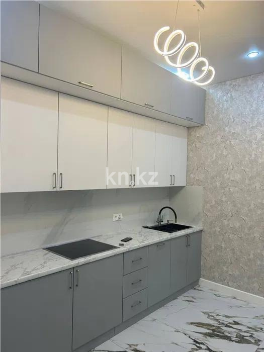 Продажа 3-комнатной квартиры, 81 м², ул. Токпанова, дом  22 в Астане