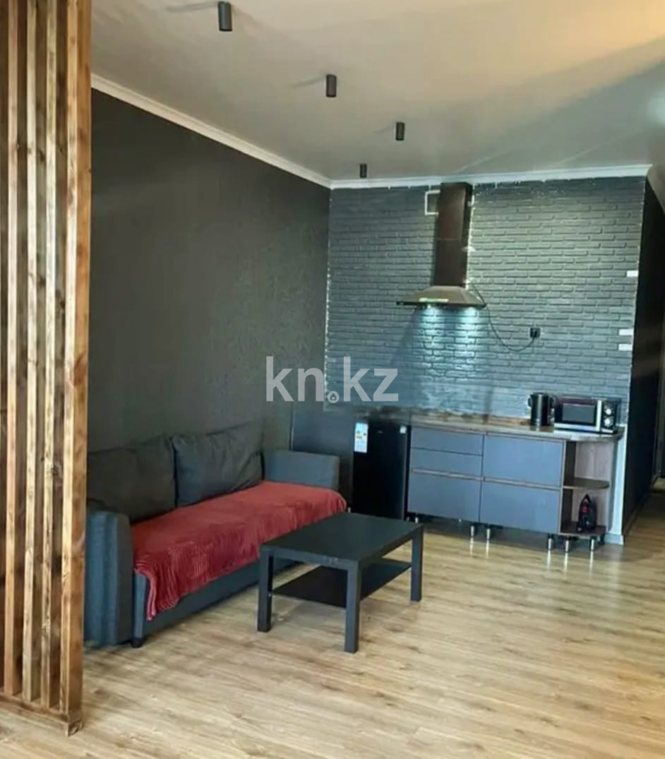 Продажа 3-комнатной квартиры, 104 м², ул. Комиссарова, дом  10/3 в Караганде - фото 5