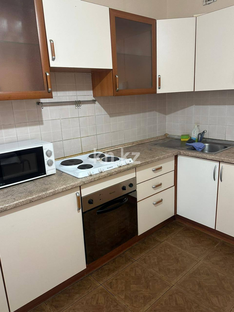 Аренда 3-комнатной квартиры, 84 м² в Астане