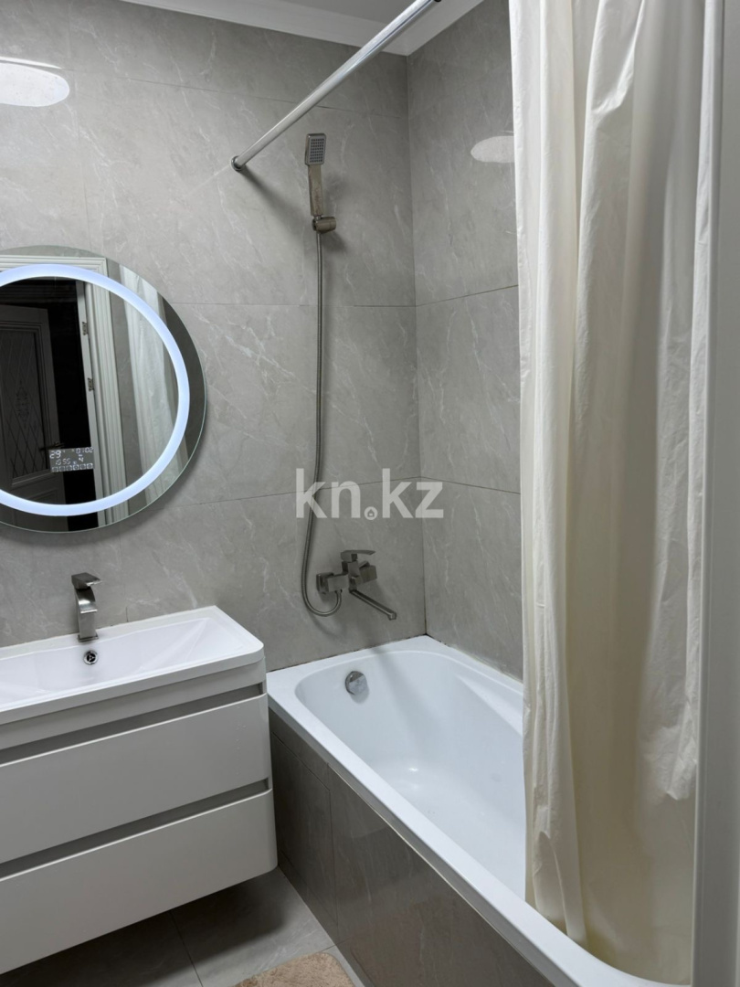 Продажа 2-комнатной квартиры, 55 м² в Алматы - фото 17
