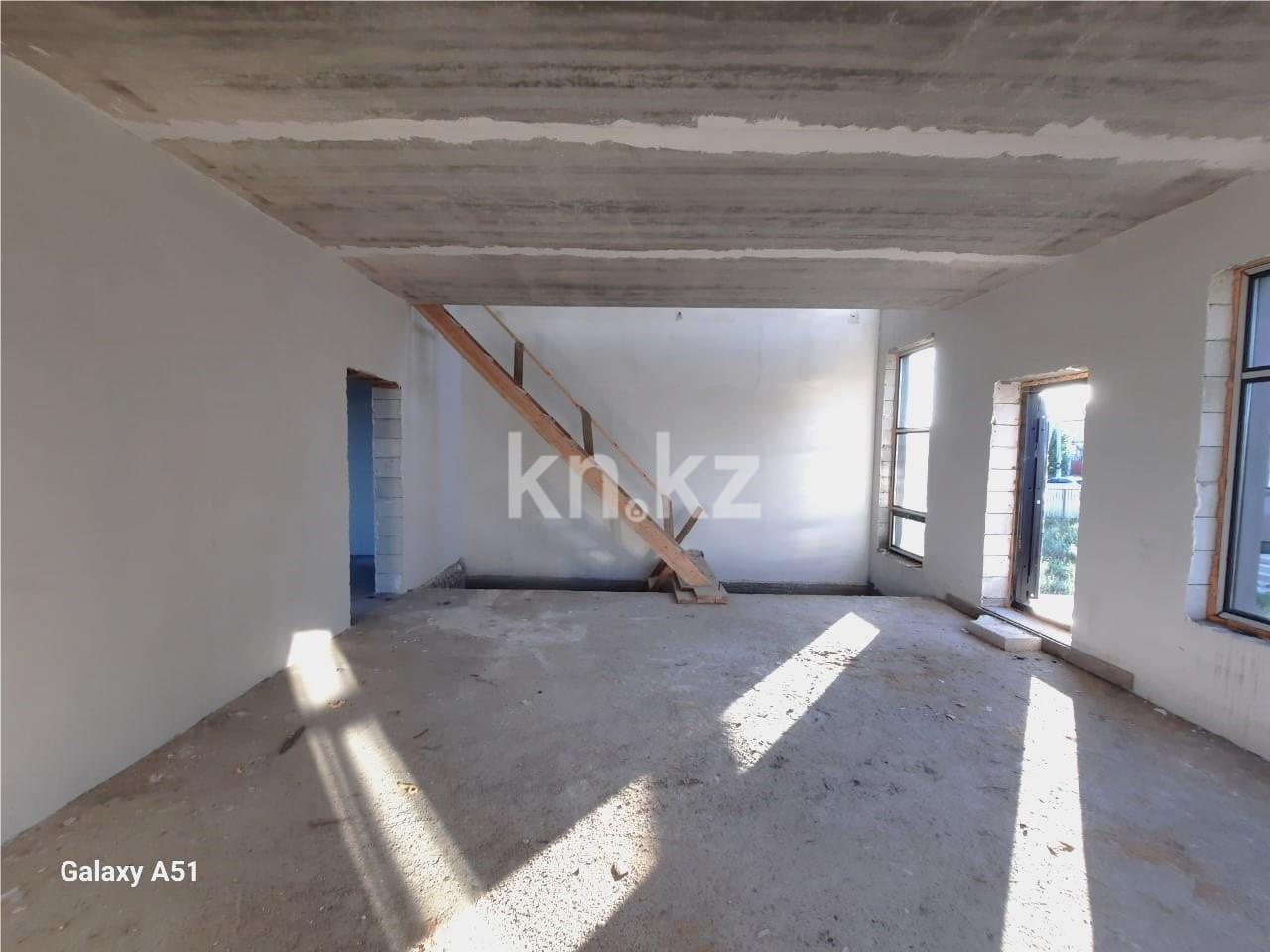 Продажа 4-комнатного дома, 267 м², ул. Алтайбаева, дом  43/4 в Караганде - фото 14