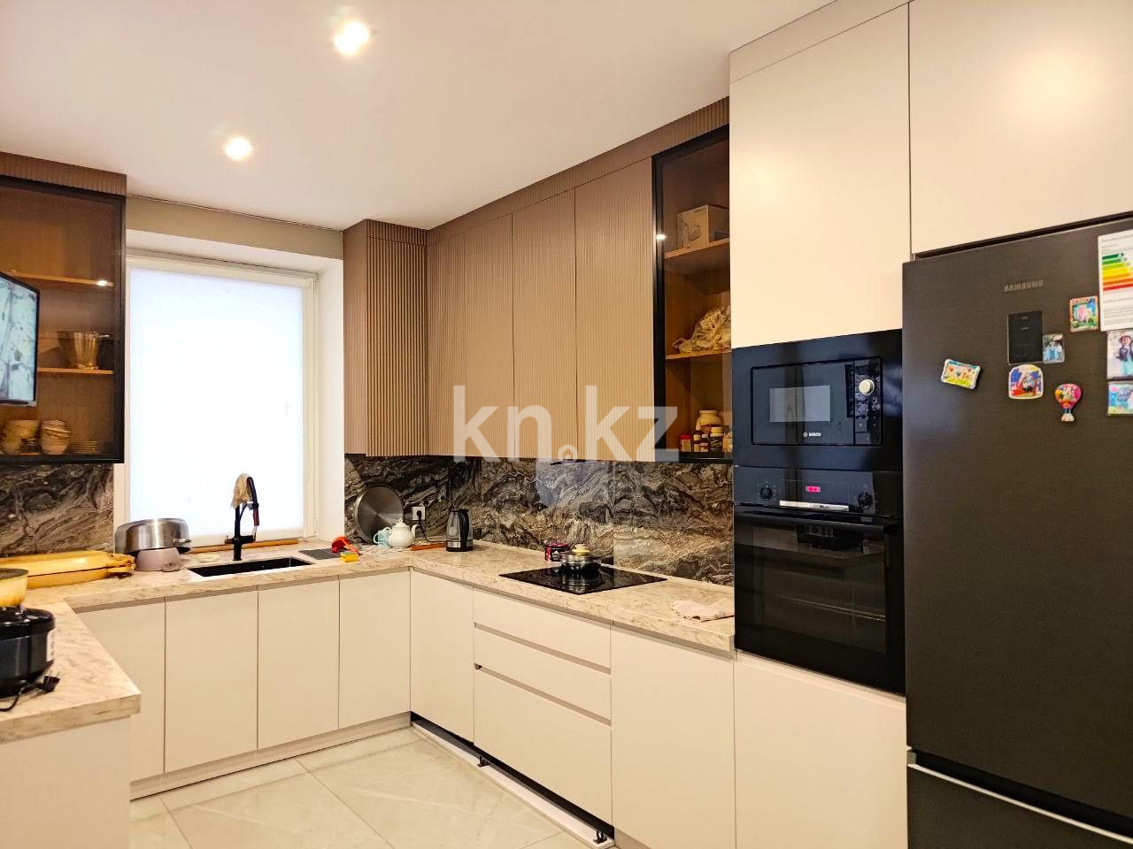 Продажа 9-комнатного дома, 450 м², мкр-н Алтын Арка в Караганде - фото 13