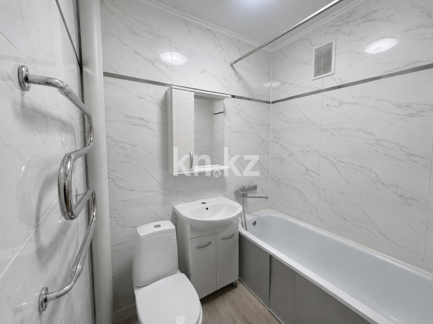 Продажа 3-комнатной квартиры, 59 м² в Алматы - фото 11