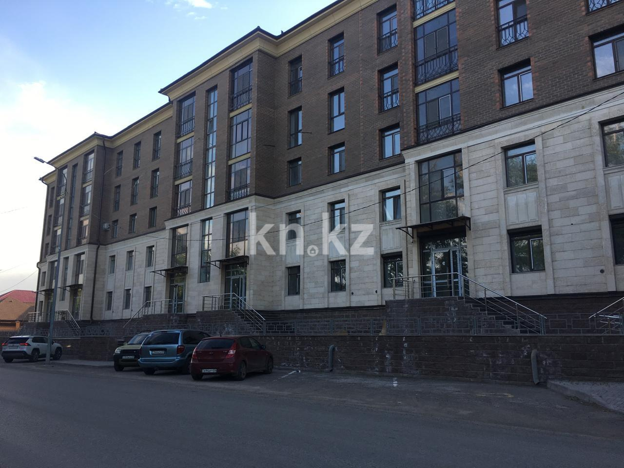 Продажа 3-комнатной квартиры, 112 м², ул. Жанибекова в Караганде - фото 2