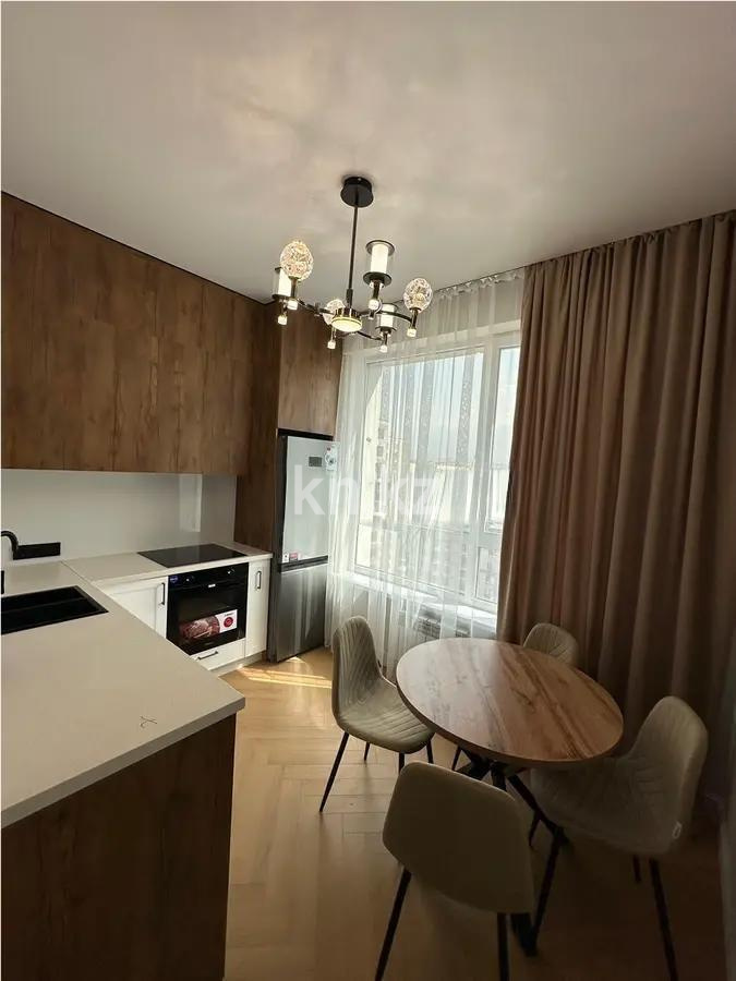 Продажа 1-комнатной квартиры, 40 м², ул. Утеген батыра, дом  11г в Алматы - фото 2