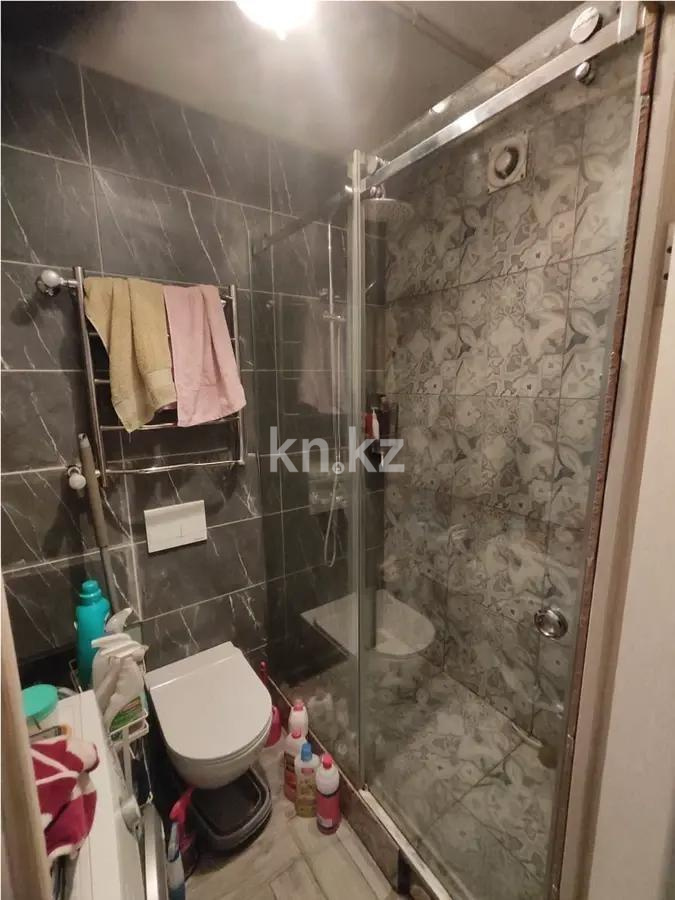 Продажа 3-комнатной квартиры, 60 м², мкр-н Айнабулак-1, дом  8 в Алматы