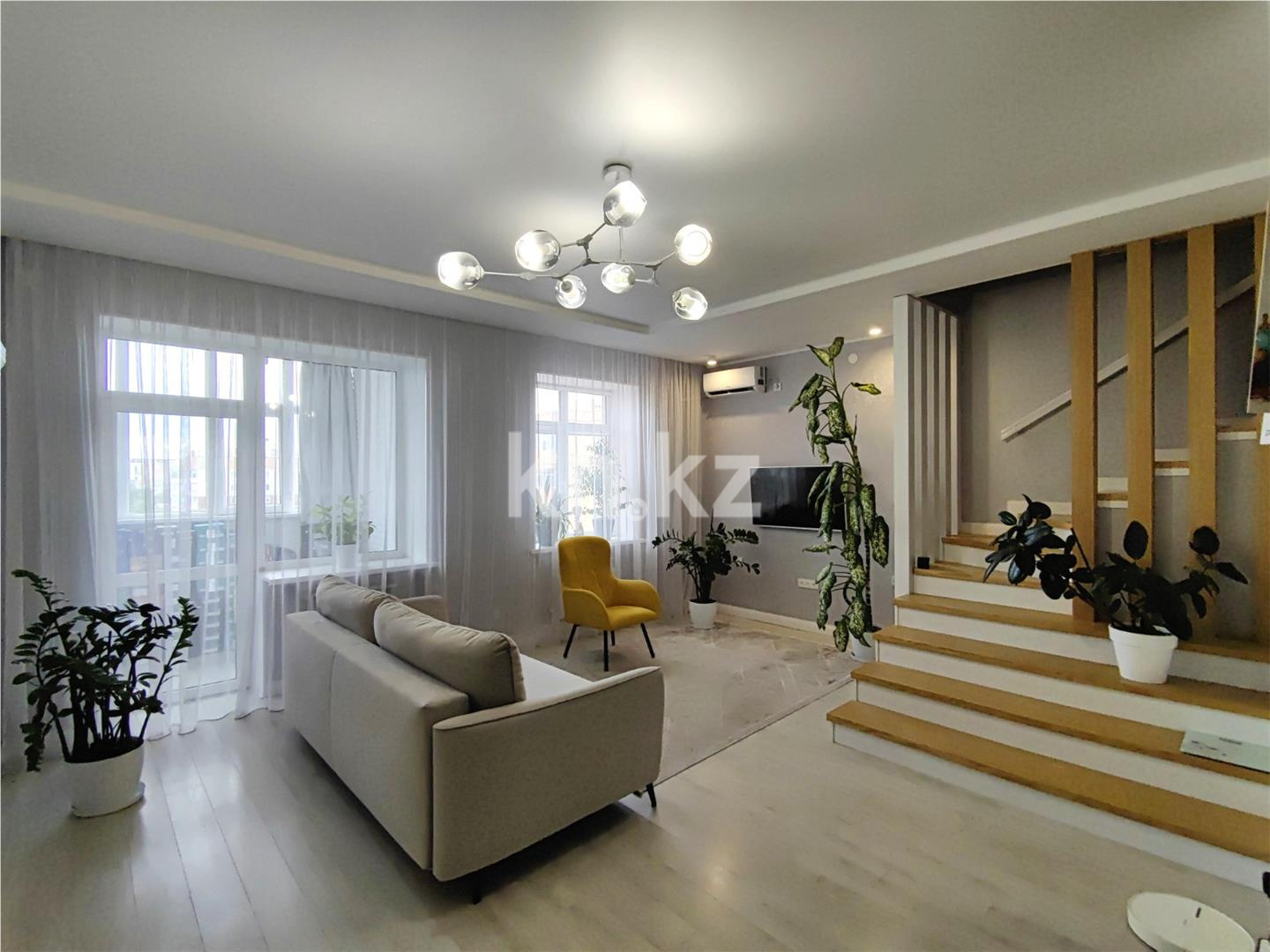 Продажа 4-комнатной квартиры, 135 м² в Караганде - фото 2