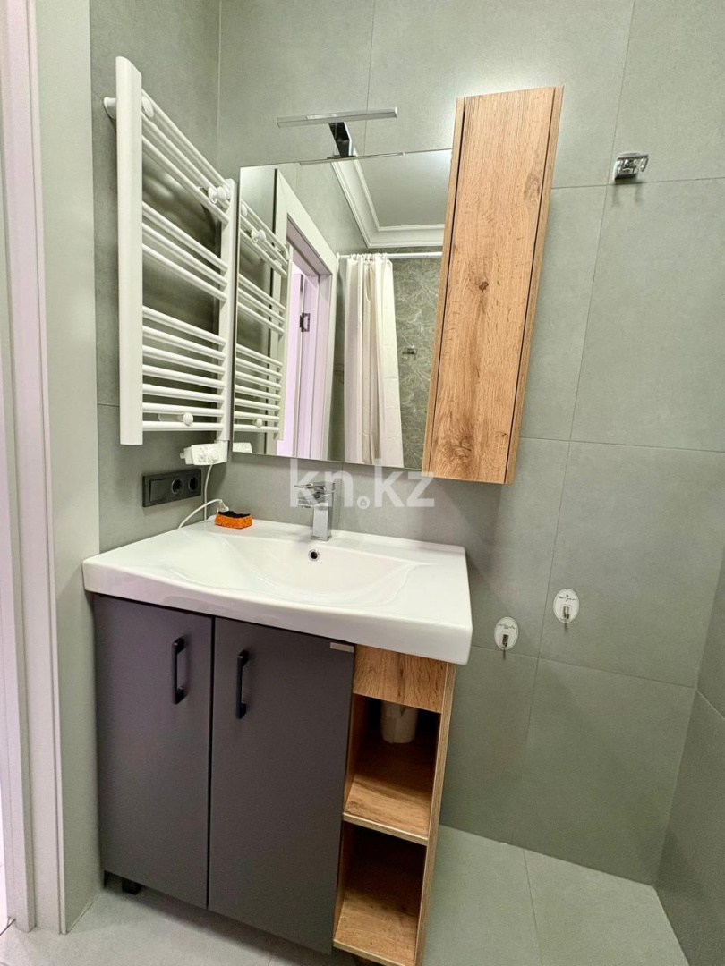 Продажа 2-комнатной квартиры, 56 м², Сейфуллина в Алматы - фото 14