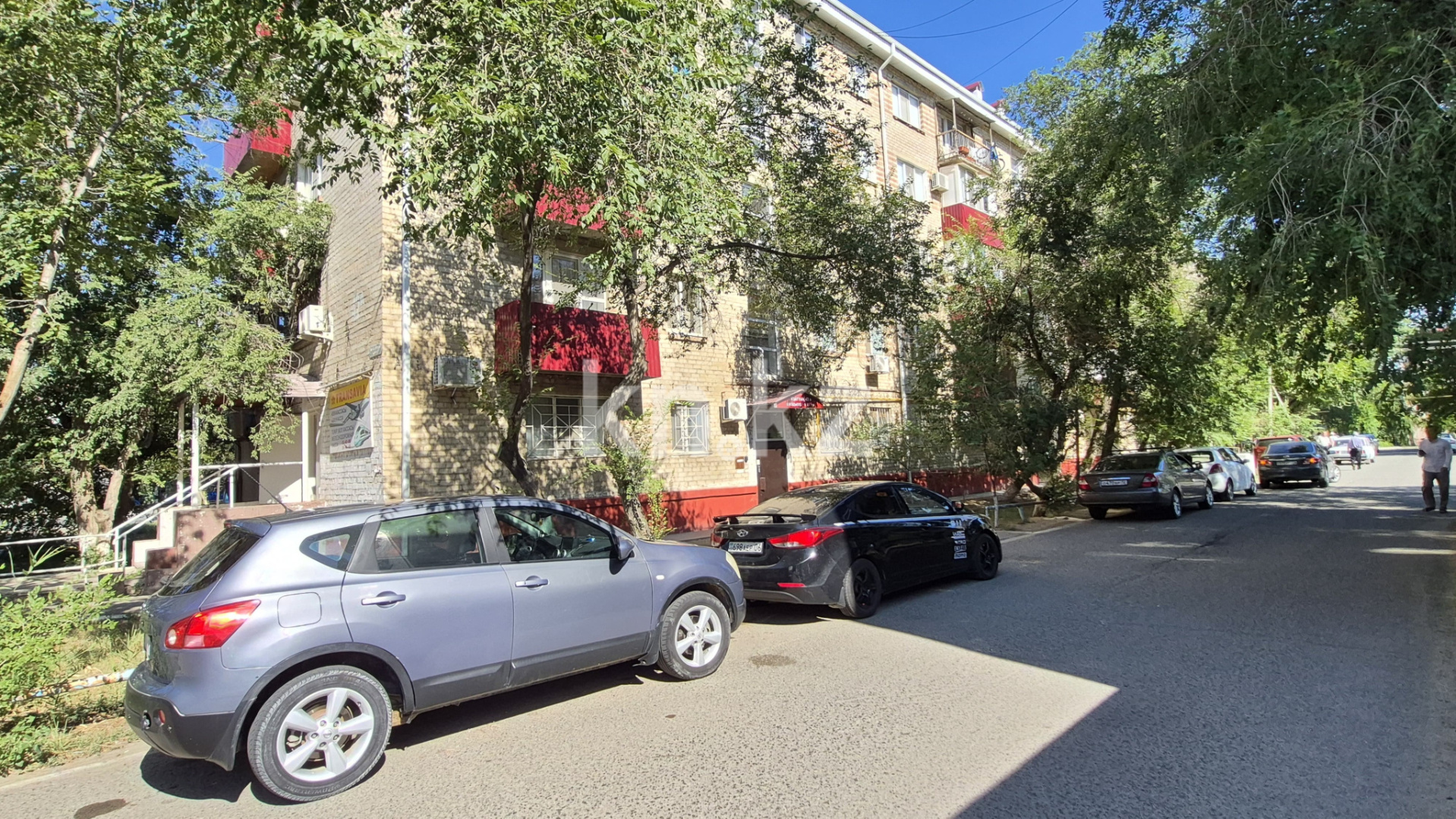 Продажа 3-комнатной квартиры, 75 м², пр. Азаттык, дом  42 А в Атырау - фото 5