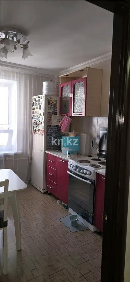 Продажа 3-комнатной квартиры, 63 м², мкр-н Мамраева (Восток-5), дом  22 в Караганде - фото 3