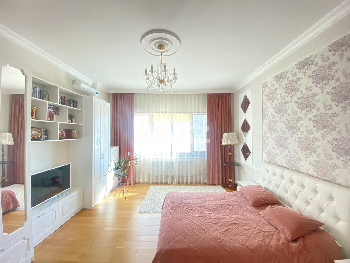 Продажа 4-комнатной квартиры, 151 м², пр. Кабанбай батыра в Астане - фото 5