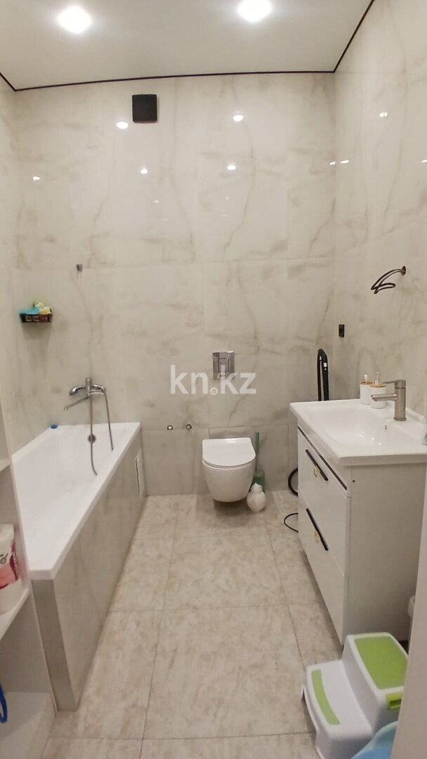 Продажа 4-комнатной квартиры, 172 м² в Астане - фото 12