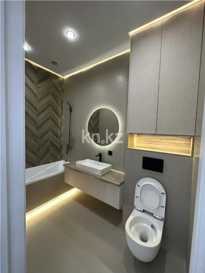 Продажа 2-комнатной квартиры, 56 м², ул. Букетова, дом  3/2 в Караганде - фото 3