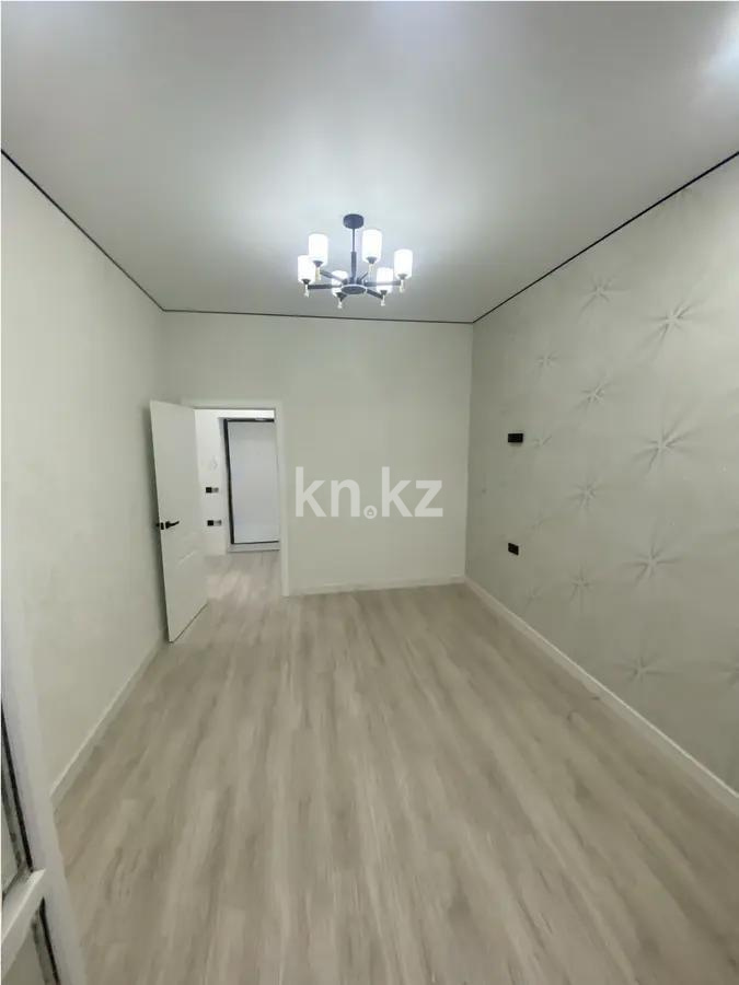 Продажа 1-комнатной квартиры, 38 м², ул. А-52, дом  4/1 в Астане - фото 2