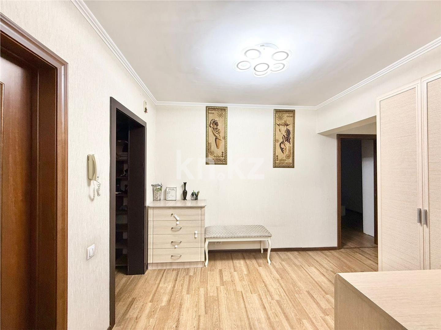 Продажа 4-комнатной квартиры, 78 м² в Караганде - фото 16