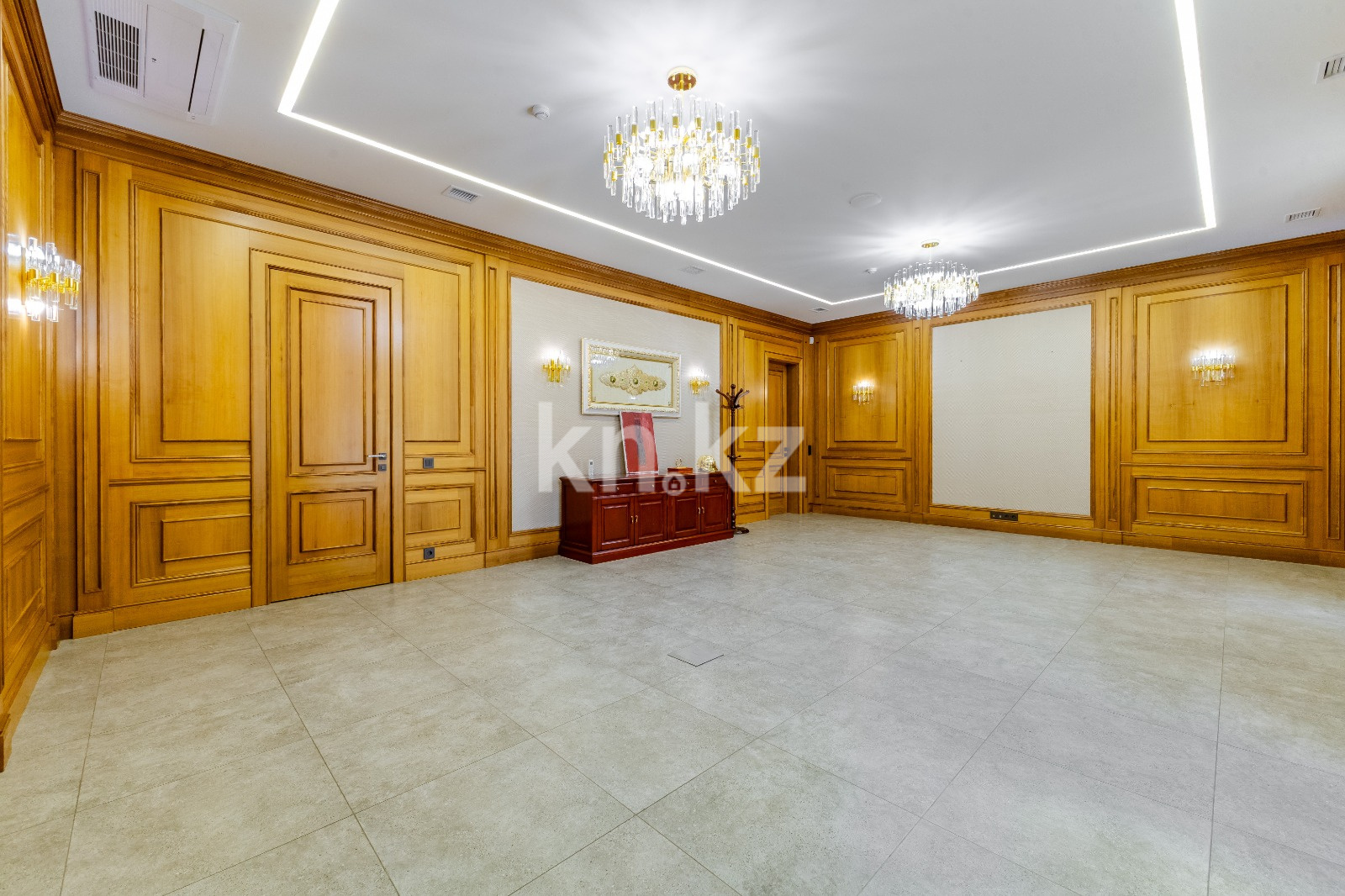 Продажа помещения, 750 м² в Астане