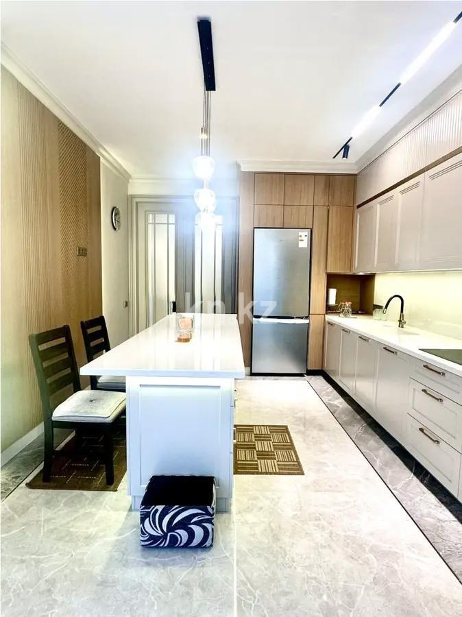 Продажа 3-комнатной квартиры, 215 м² в Алматы - фото 4