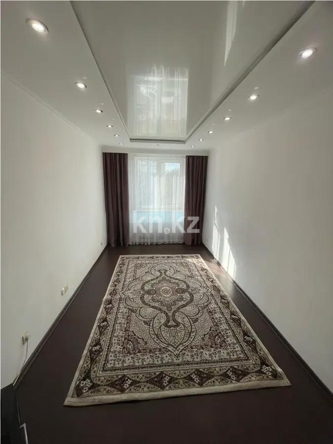 Продажа 1-комнатной квартиры, 38 м², ул. Сауран, дом  14 в Астане