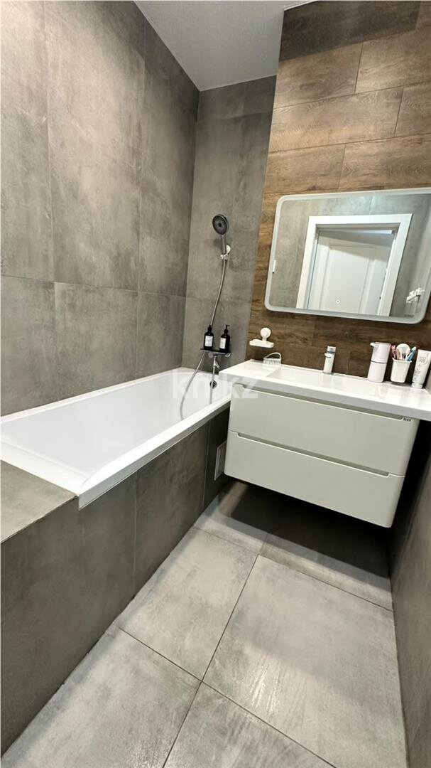 Продажа 3-комнатной квартиры, 90 м² в Караганде - фото 14