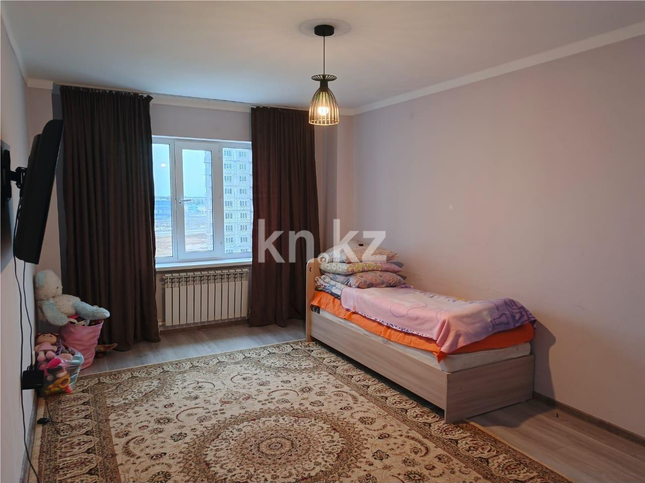 Продажа 2-комнатной квартиры, 66 м², ул. Ашимова в Караганде - фото 2